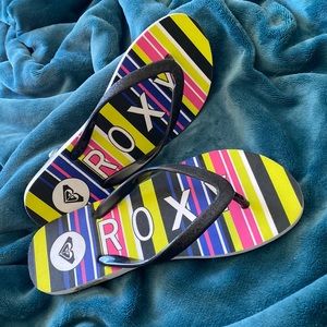 NWOT… Roxy flip-flops.